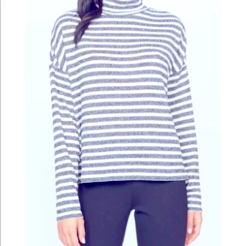 LUCKY BRAND Oversized navy Milk Stripe dropped Shoulders Cowl Neck women’s XS
